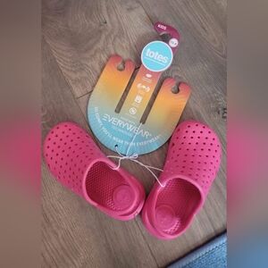 Totes Girls Toddler Pink Clogs Size 5/6 NWT